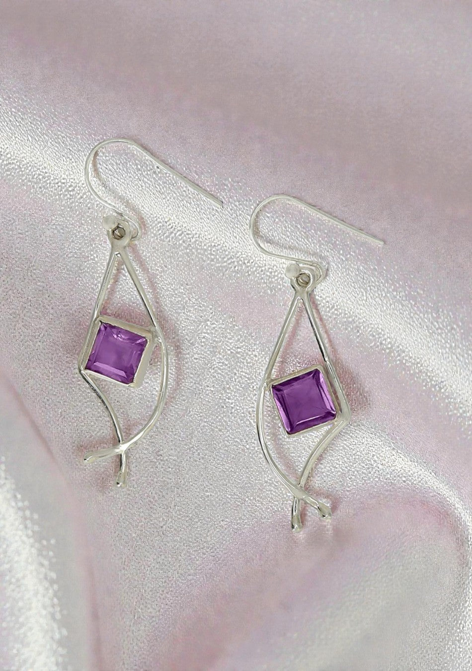 Silver Amethyst Dangler Earrings