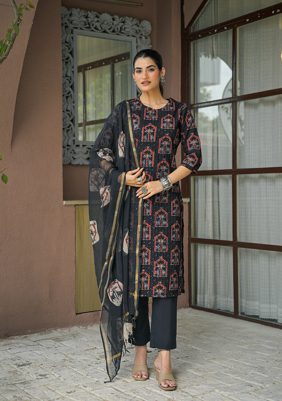 Aravalii Noir Mehraz Suit Set