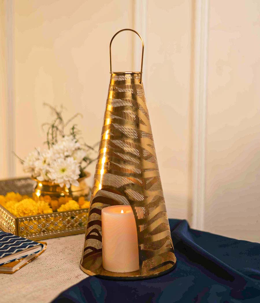 Gold Tiger Striped Lanterns