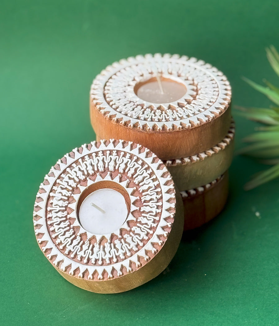 Wooden Devotion handcrafted Diya (Set of 4 Diyas)