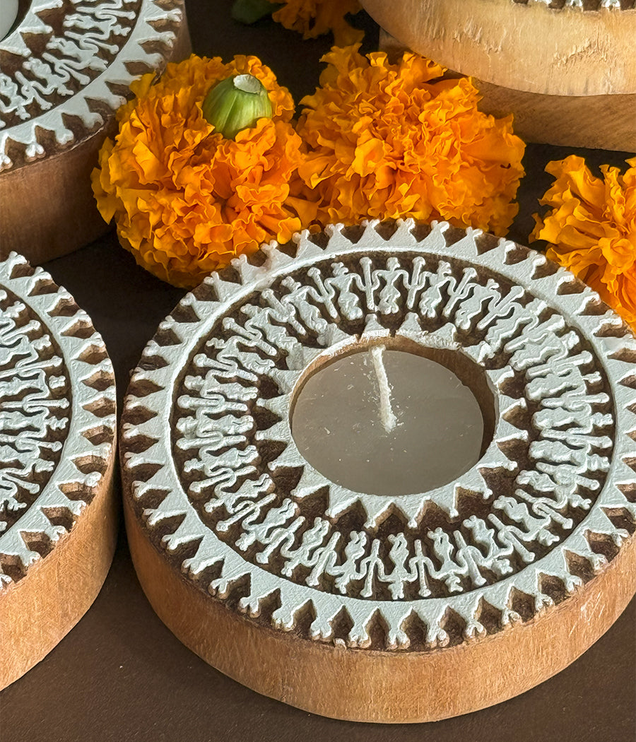Wooden Devotion handcrafted Diya (Set of 4 Diyas)