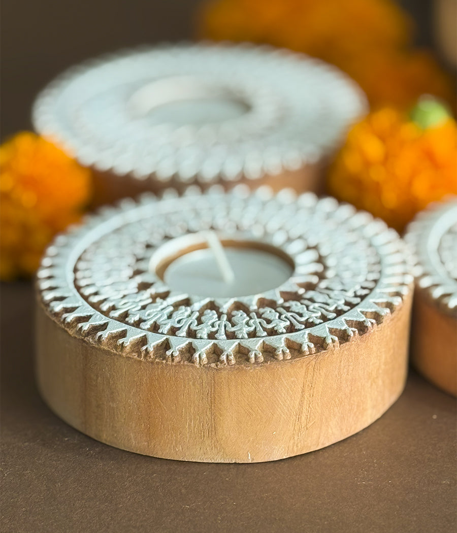 Wooden Devotion handcrafted Diya (Set of 4 Diyas)