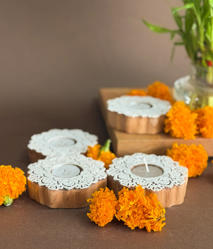 Wooden Devine handcrafted Diya - Set of 4 Diyas