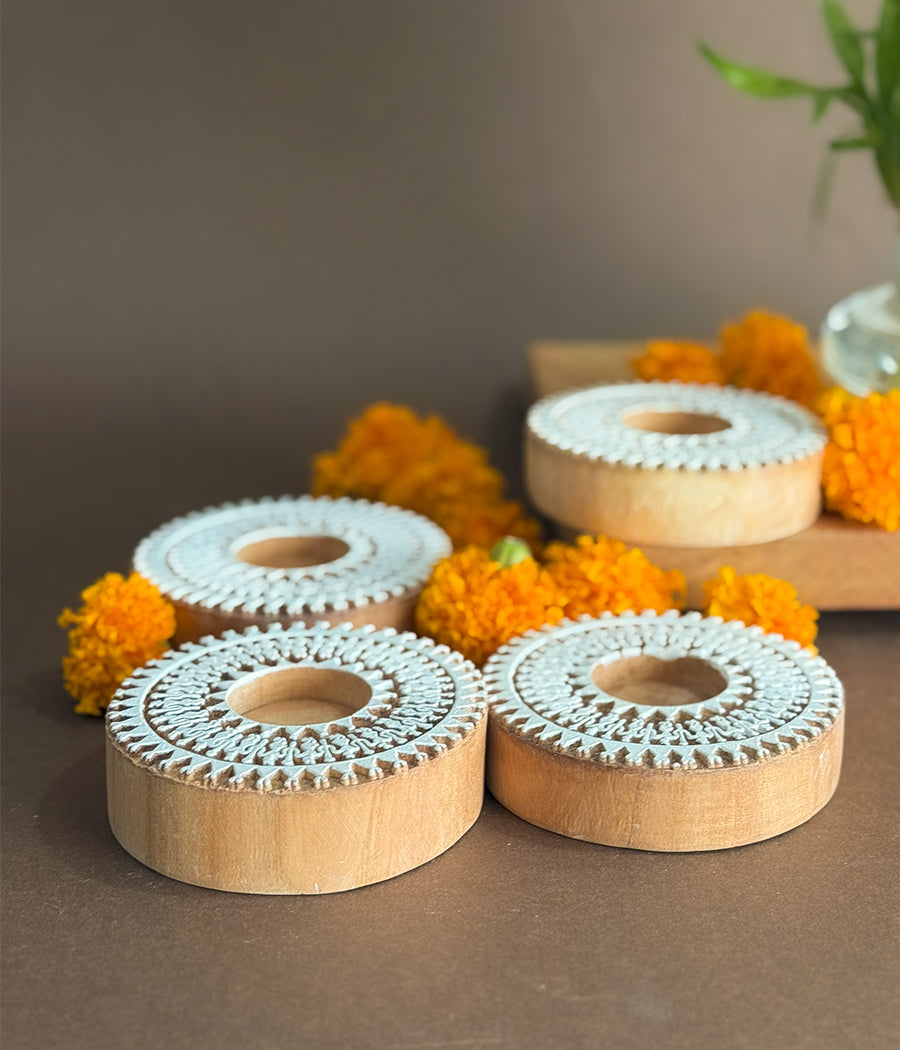 Wooden Devotion handcrafted Diya (Set of 4 Diyas)