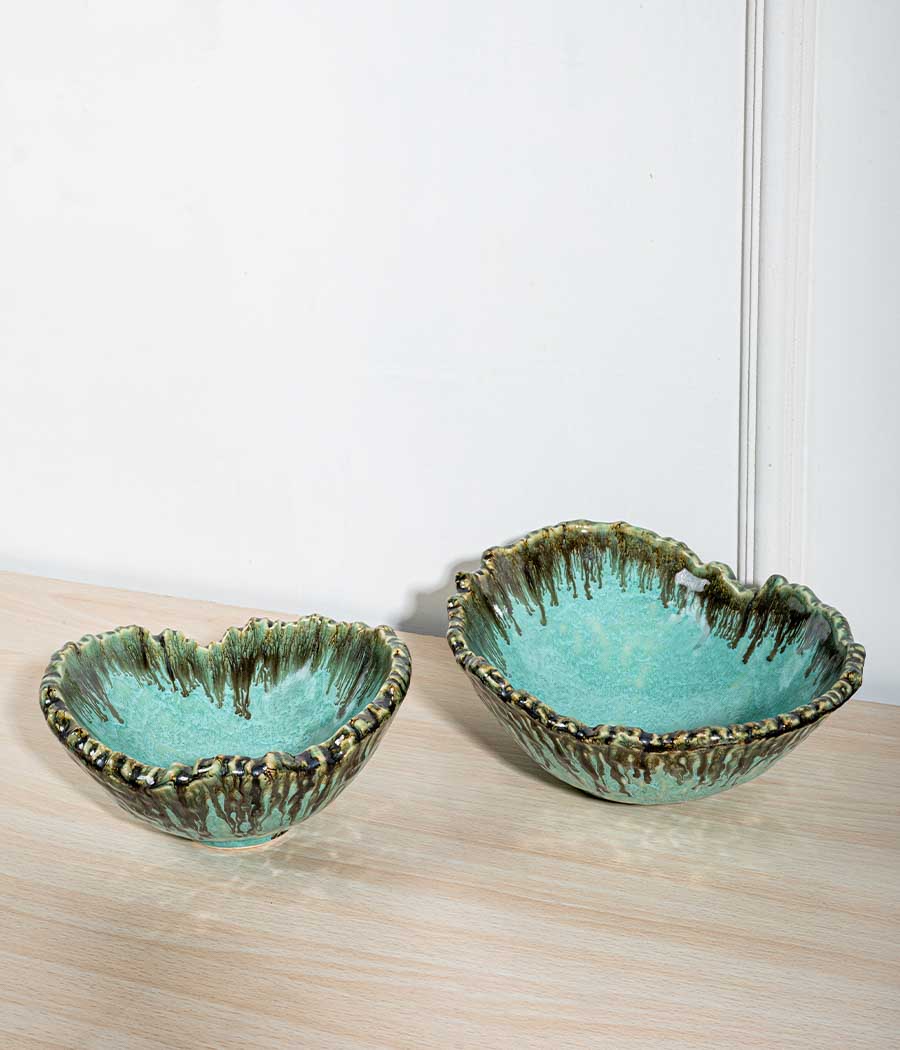Aquamarine Seaweed Crumpled Serving Bowls
