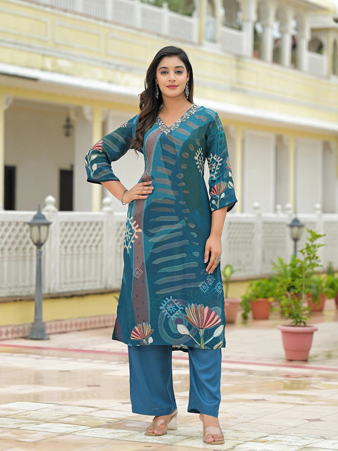 Blue Pure Crepe Digital Print Kurta Pant Set With Dupatta