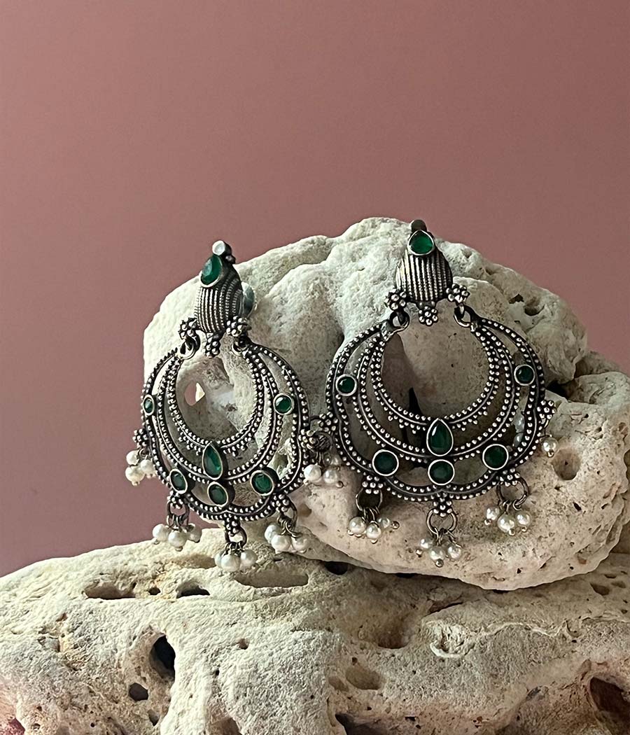 JADE PEARL ELEGANCE DANGLER