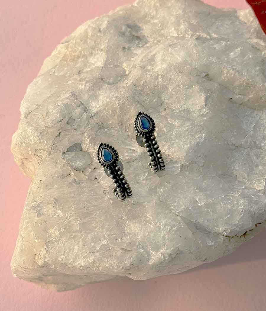 Azure Hug Studs
