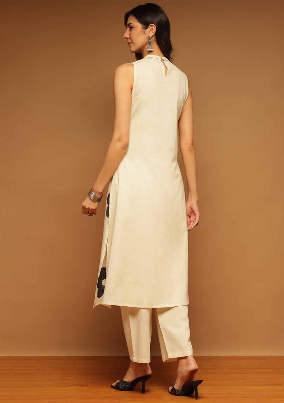 ARAVALII EMBROIDERED BLACK FLOWER CO-ORD SET