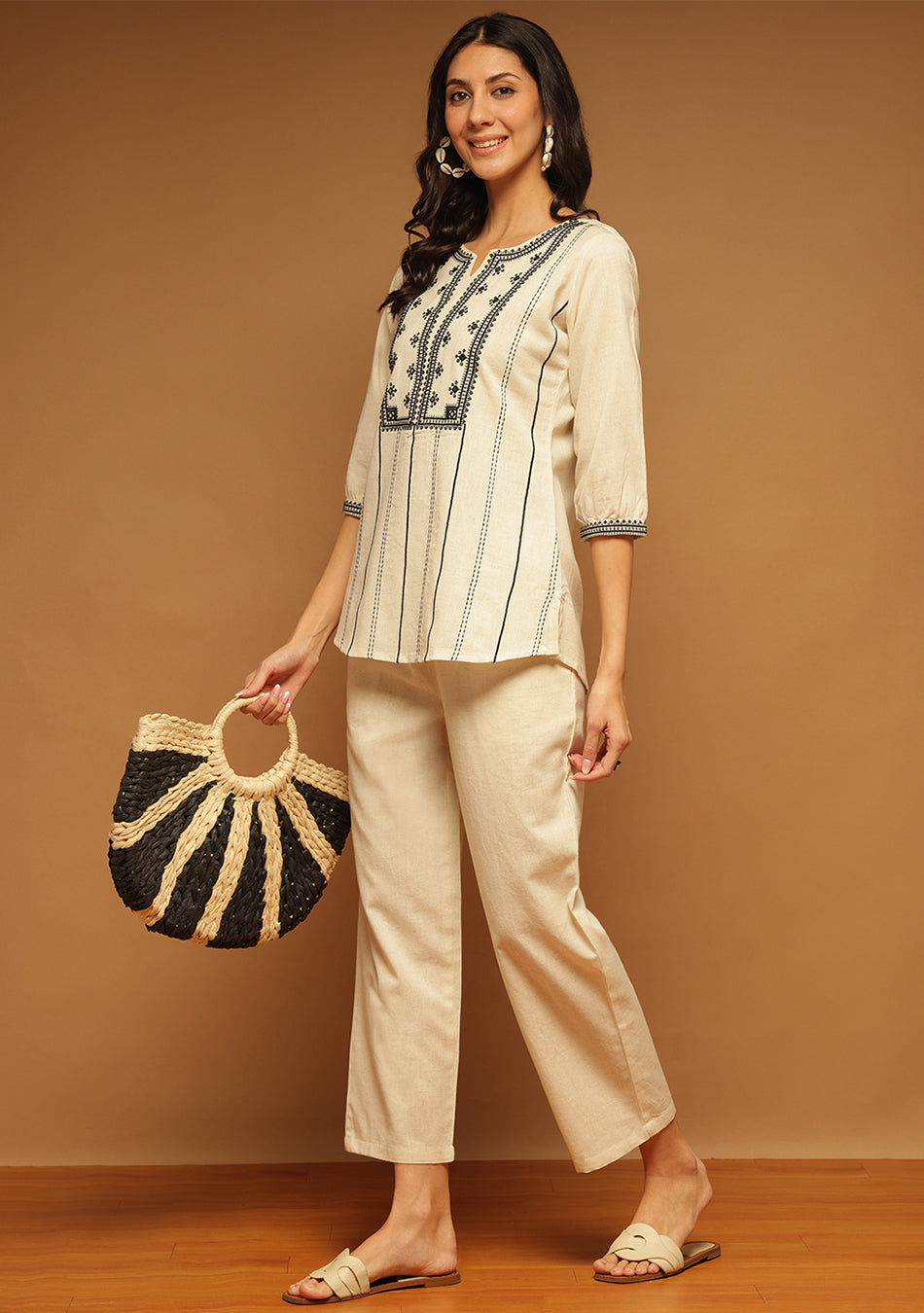 Linear Bloom Top