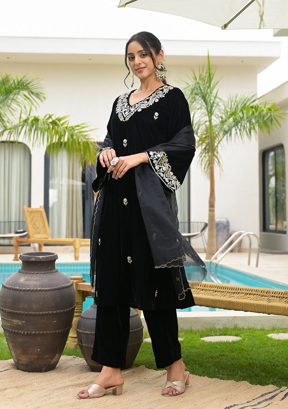 Embroidered Black Velvet Kurta Pant Dupatta Set