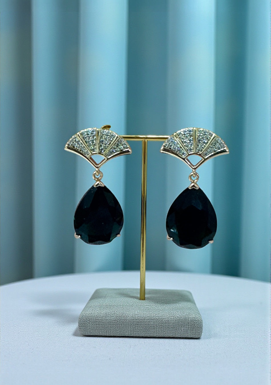 Emerald Fan Luxe Drops