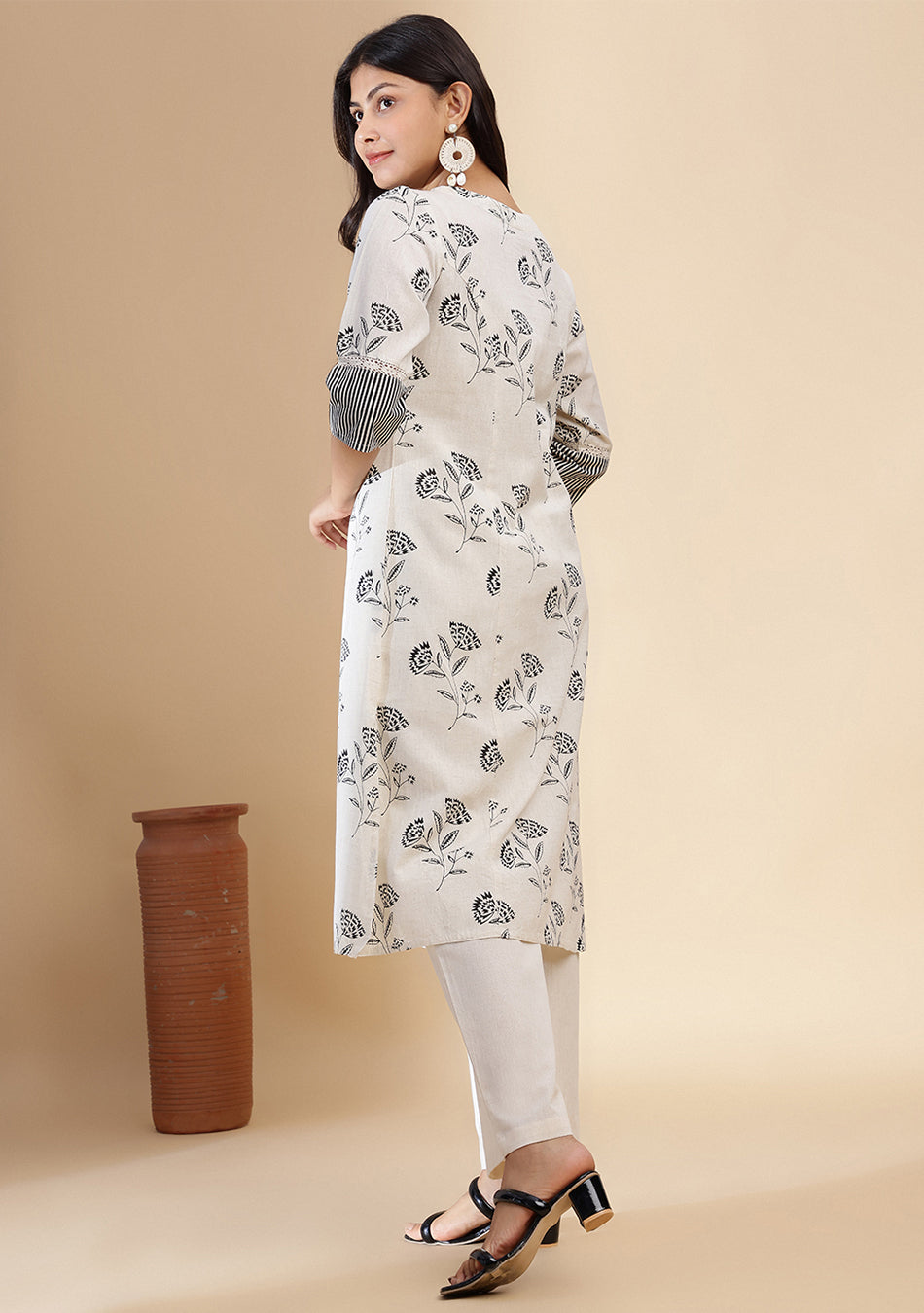 Chalk Mist Blossom Kurta