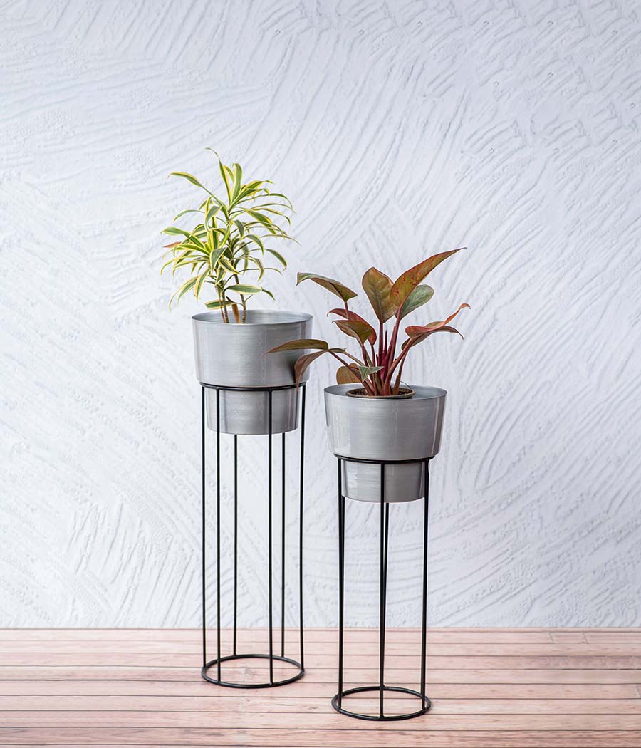 silver plant stand indoor Indoor Silver Metal Planter With Stand- Set of 2