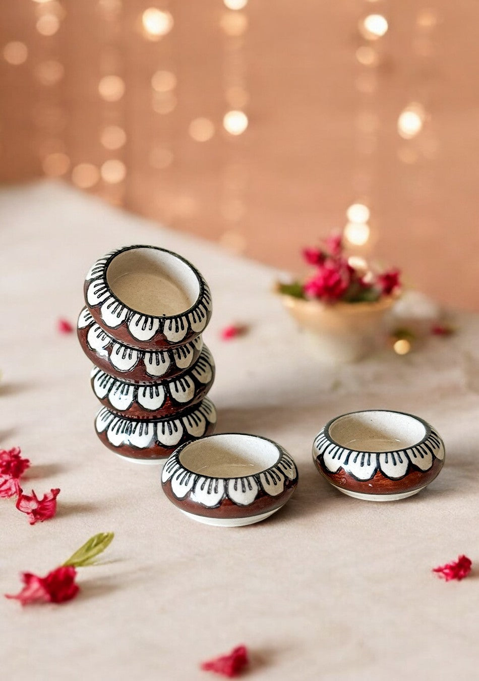 Brown leaf design Diya