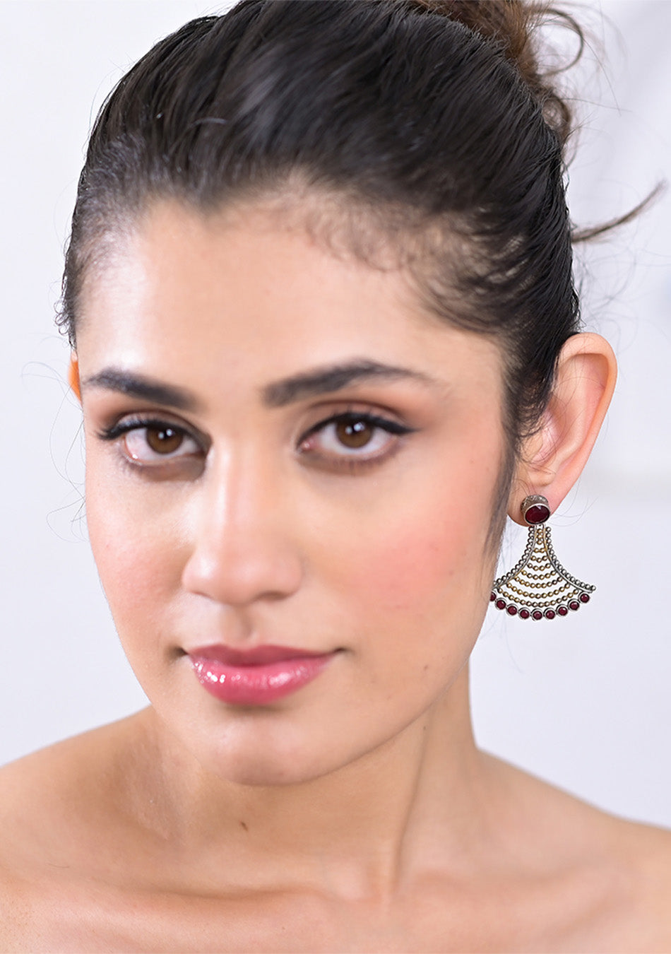 Scarlet Dual Tone Dangler