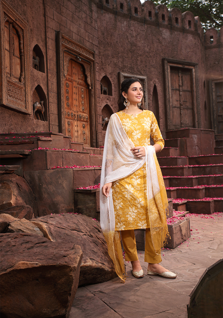 Golden Marigold SUIT SET WITH KOTA DUPATTA