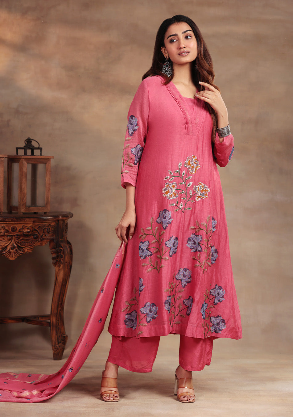 Rosette Charm Suit Set
