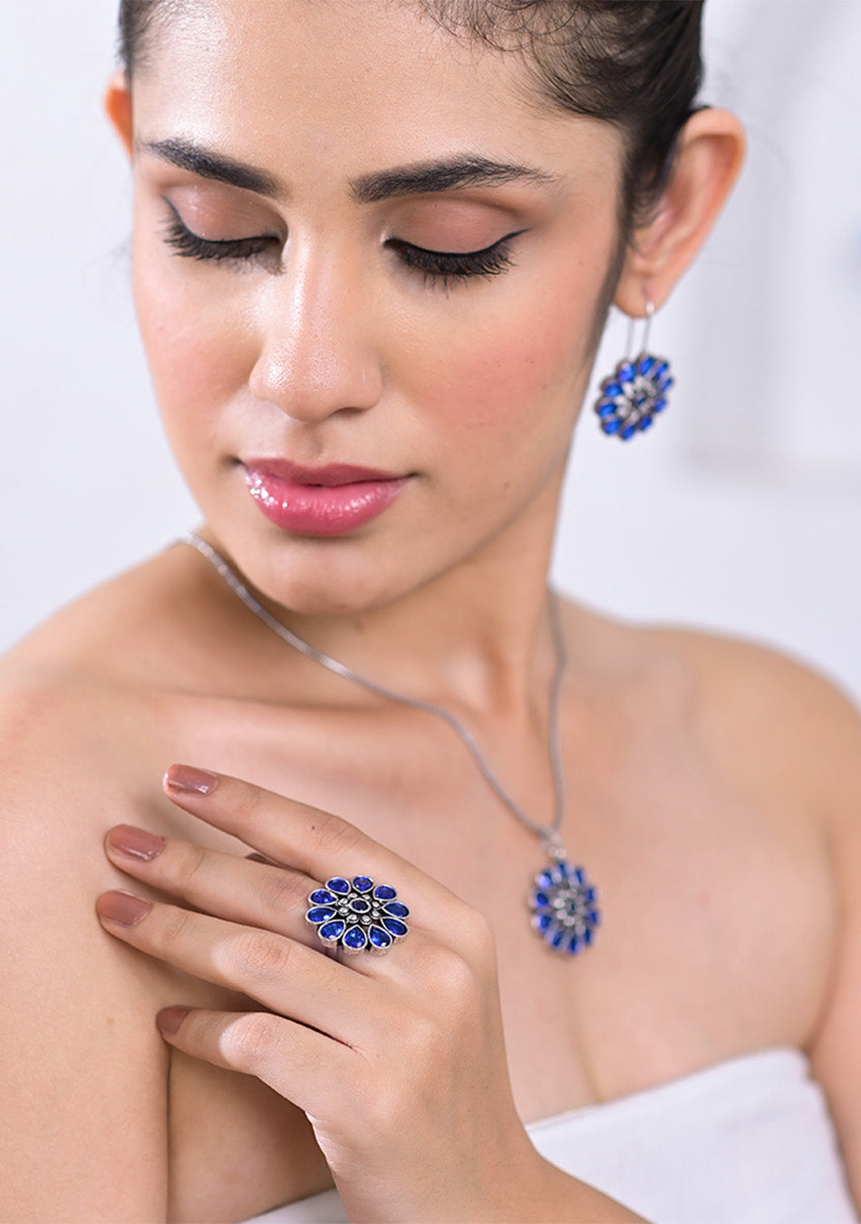 Sapphire Blossom Pendant Set