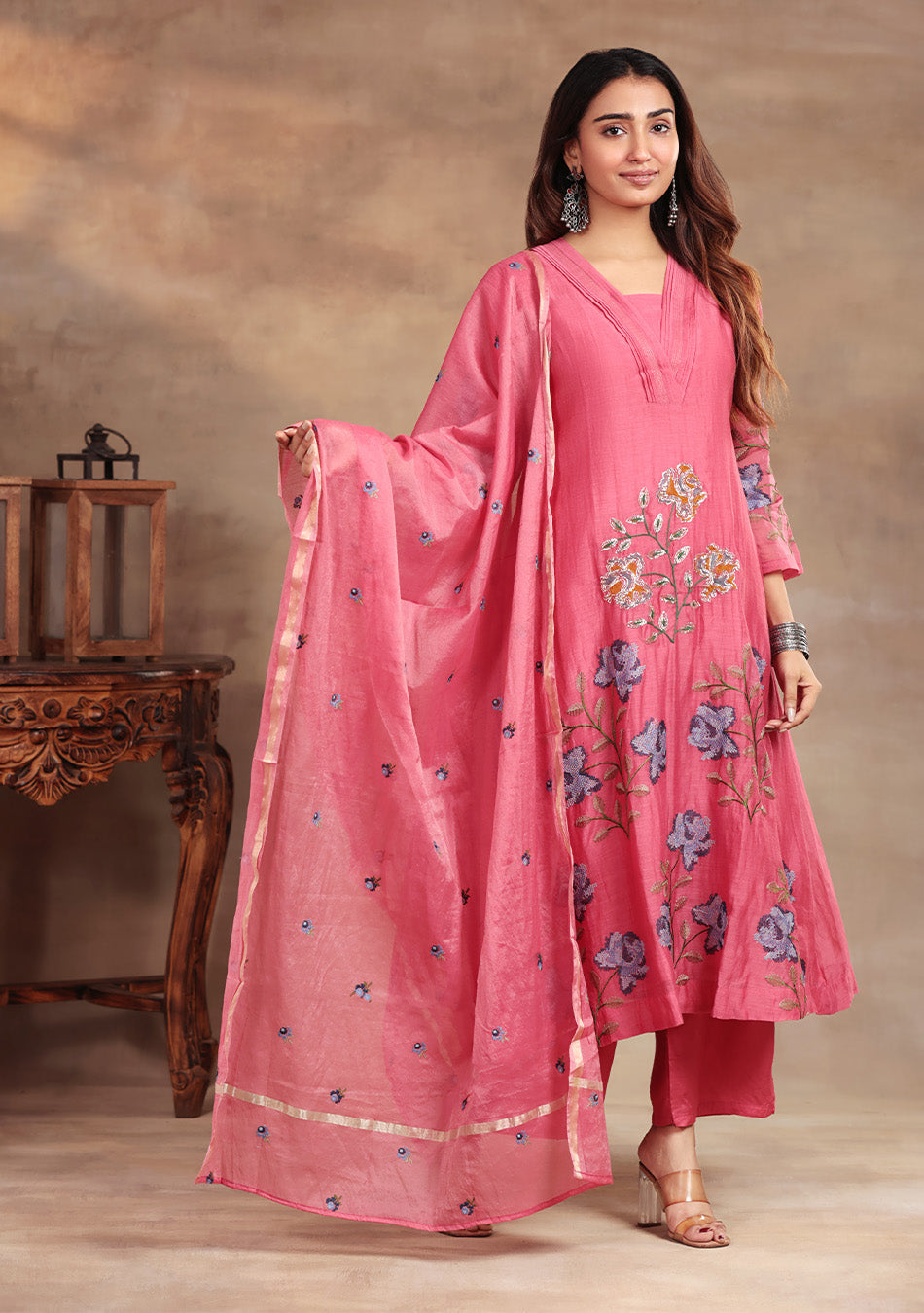 Rosette Charm Suit Set