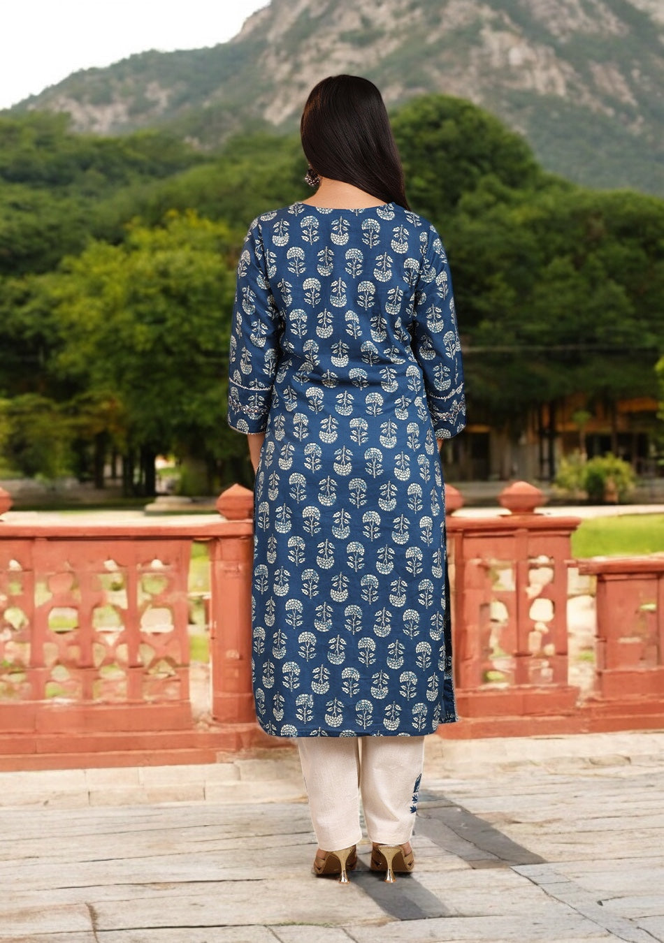 Indigo Floral Motif kurta Set