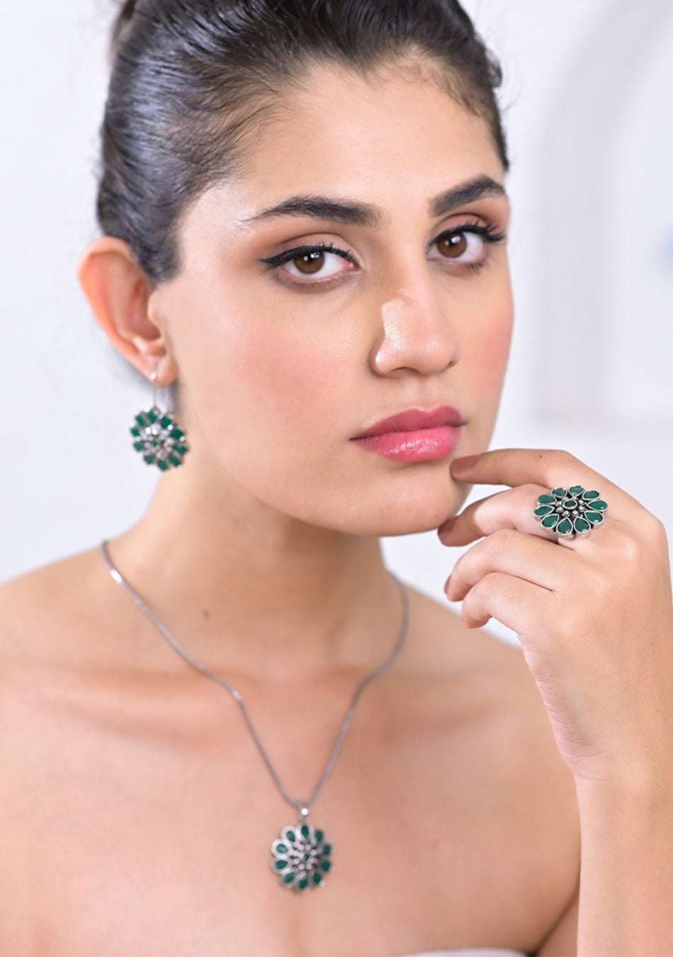 Emerald Blossom Pendant Set
