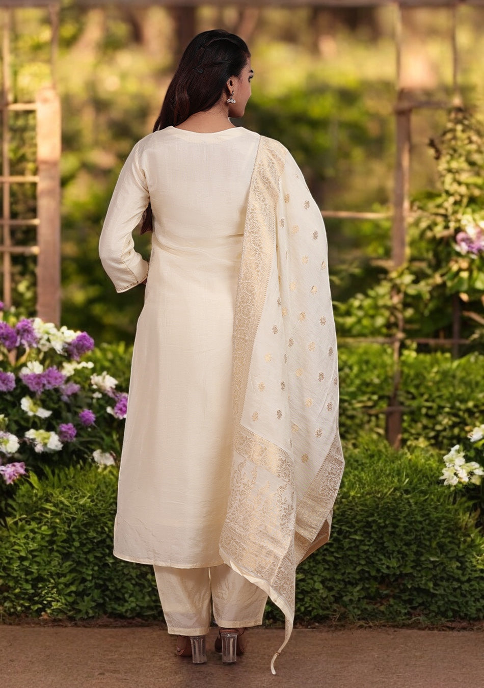 Ivory glow Zardozi Suit Set