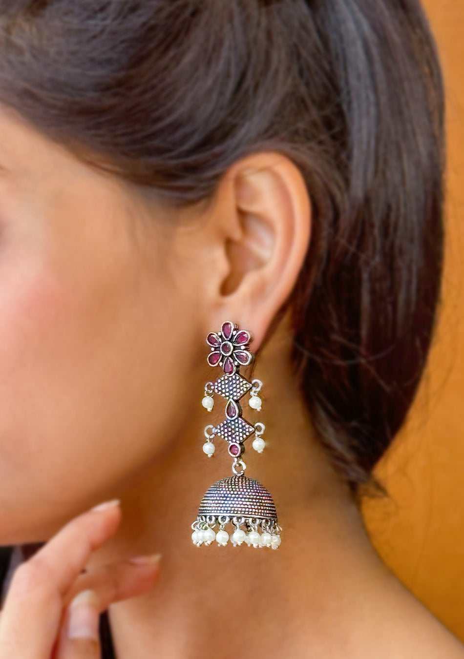 Ruby Noir Jhumka