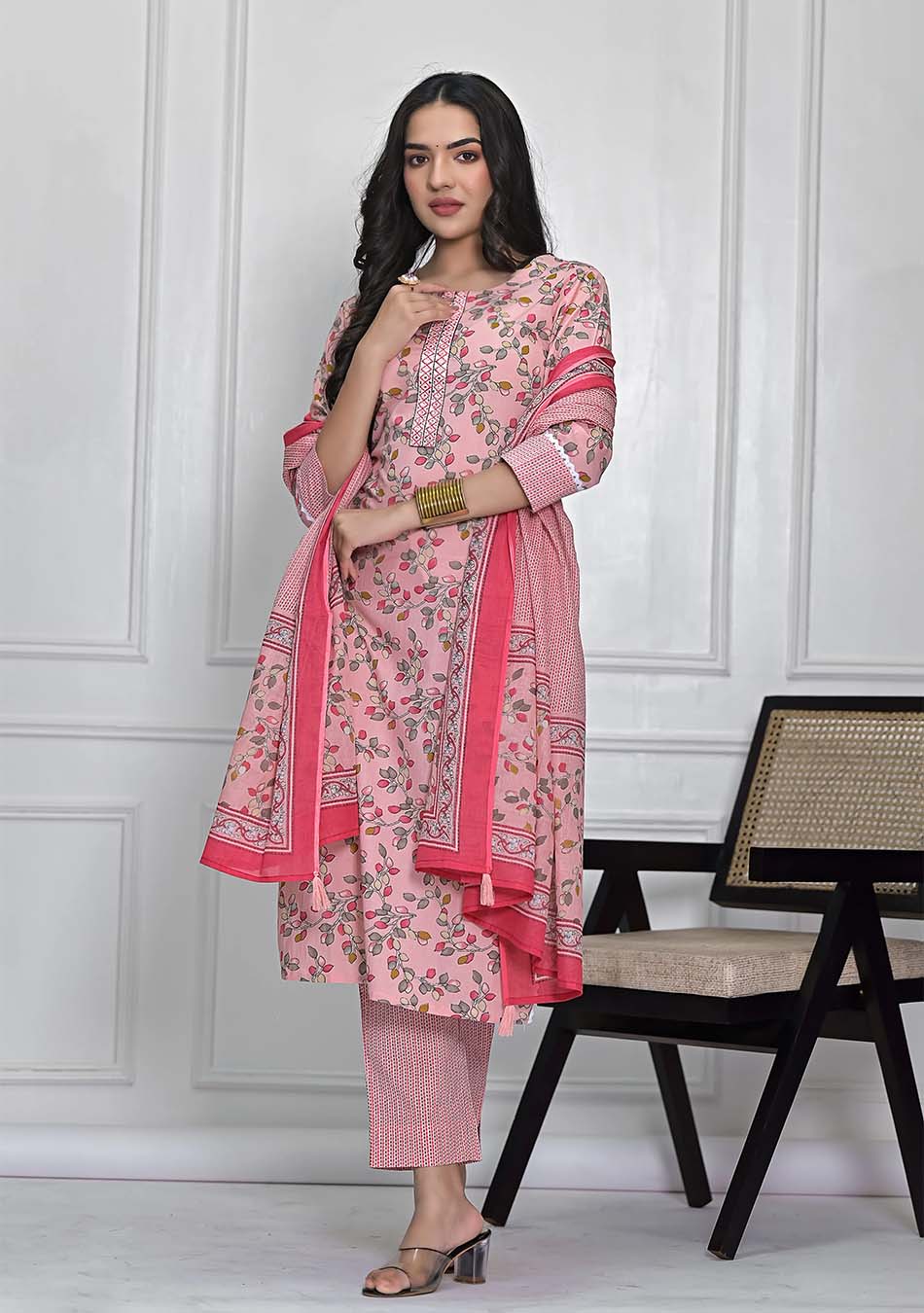 Pink Floral Print Kurta Pant Set With Dupatta