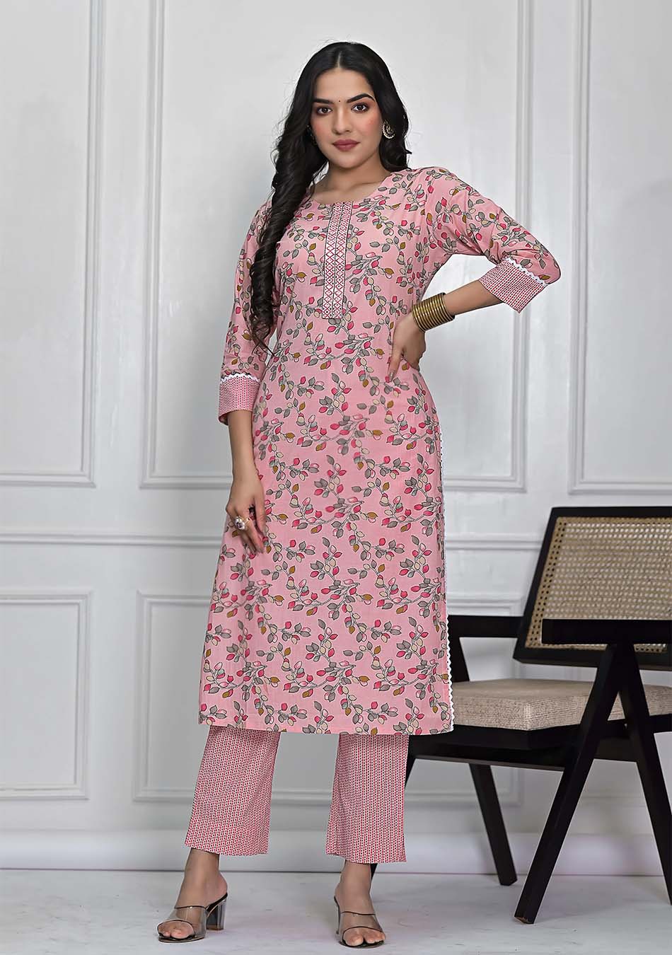 Pink Floral Print Kurta Pant Set With Dupatta