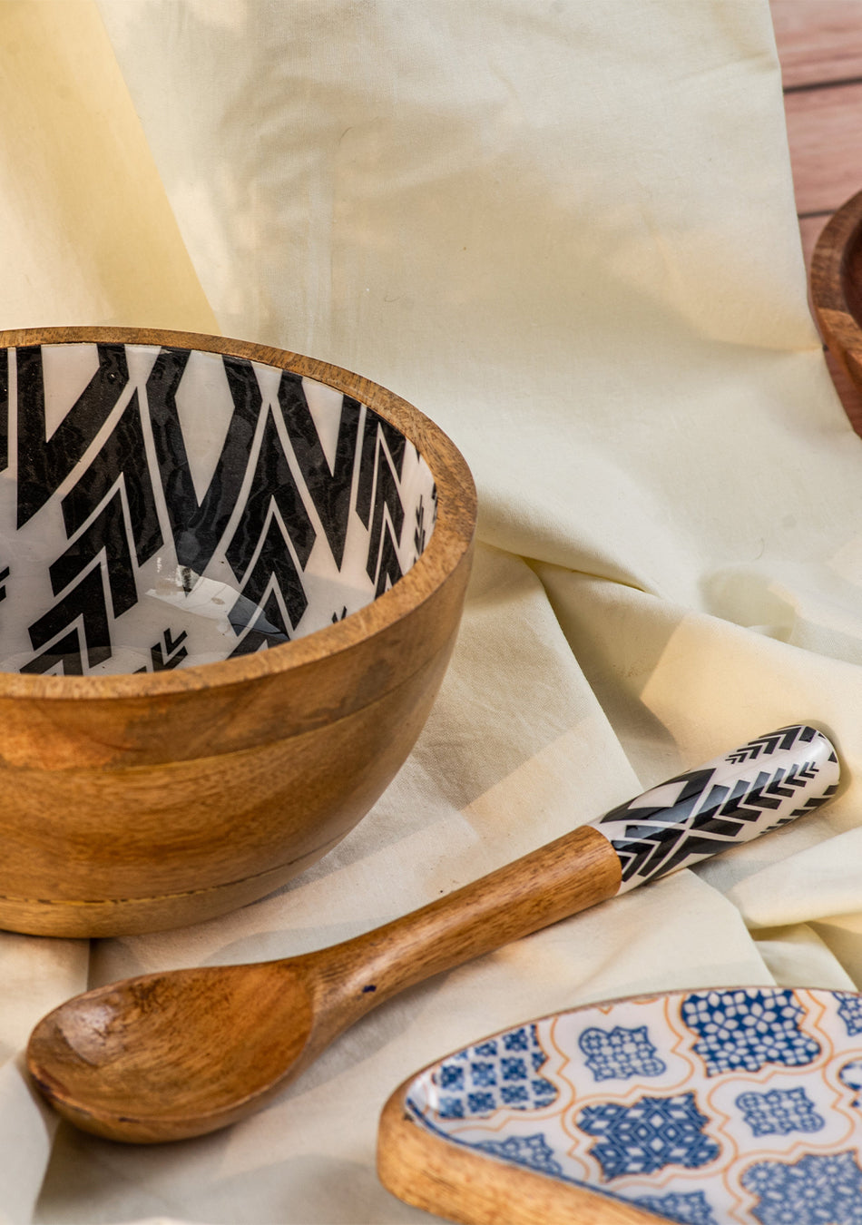 Zebra Salad Bowl with Serving Spoon