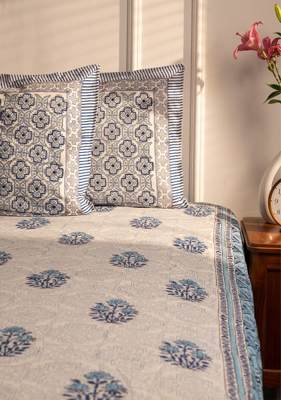 Motif Bush Bedsheet
