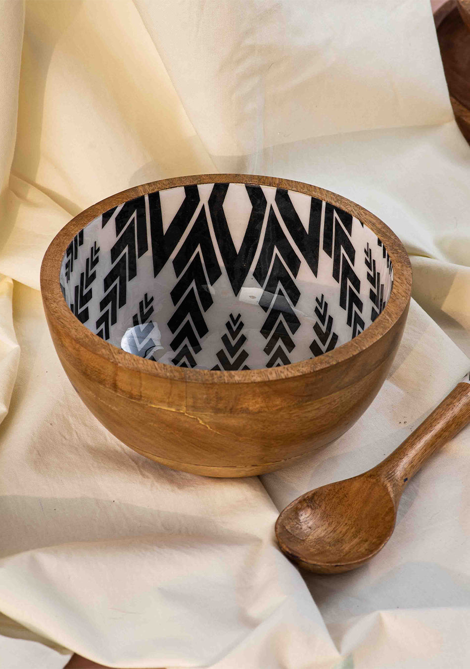 Zebra Salad Bowl with Serving Spoon