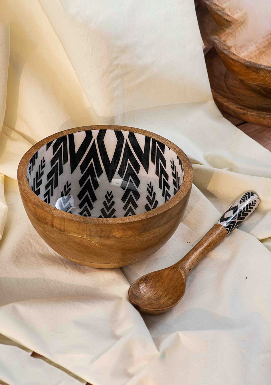 Zebra Salad Bowl with Serving Spoon