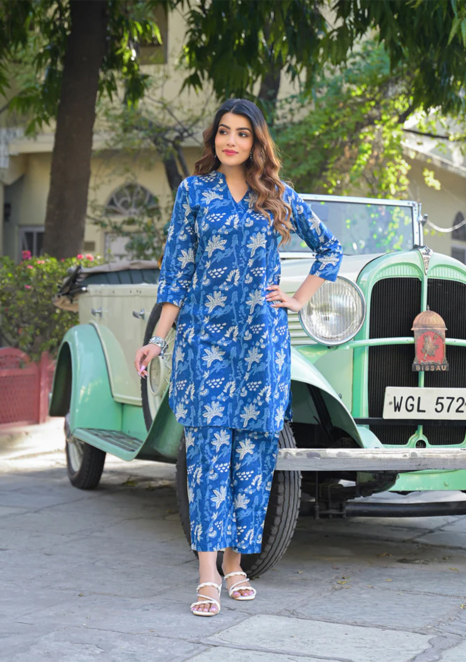 Blue Floral Print Cotton Fabric Kurta with Pant