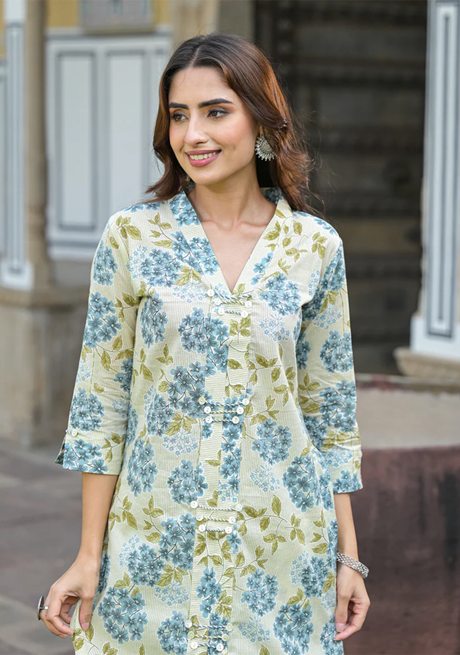 Green Floral Print Pure Cotton Straight Kurta with Trouser