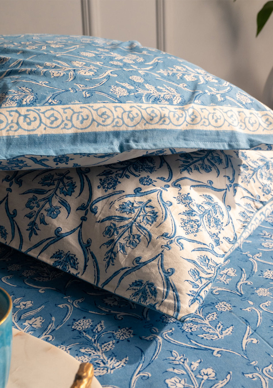 White Bouquet Bedsheet