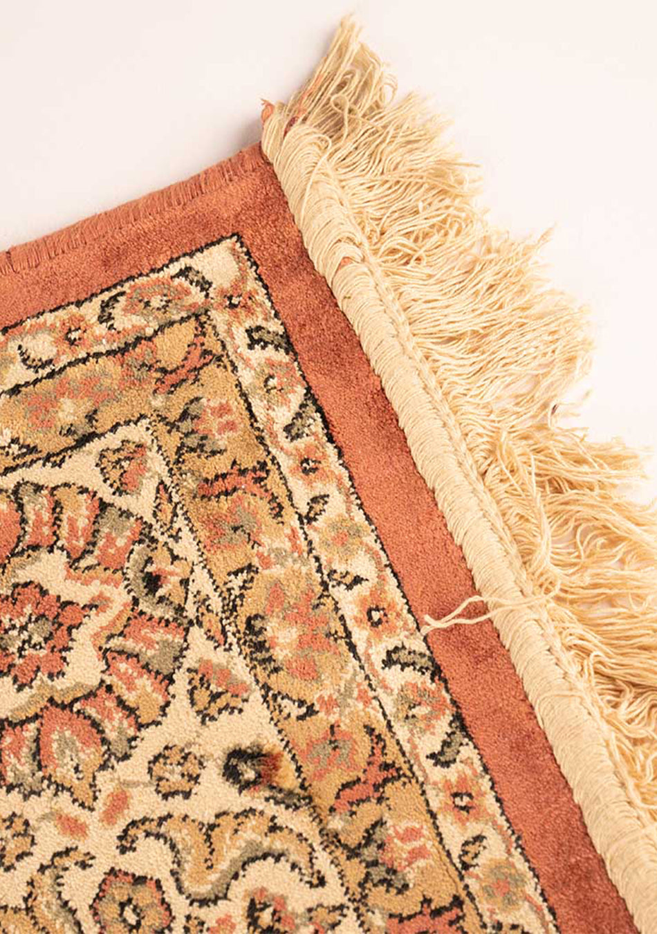 Jeita Grotto Silk Carpet