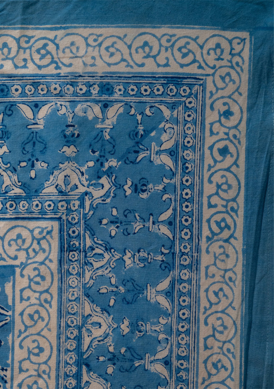 White Bouquet Bedsheet
