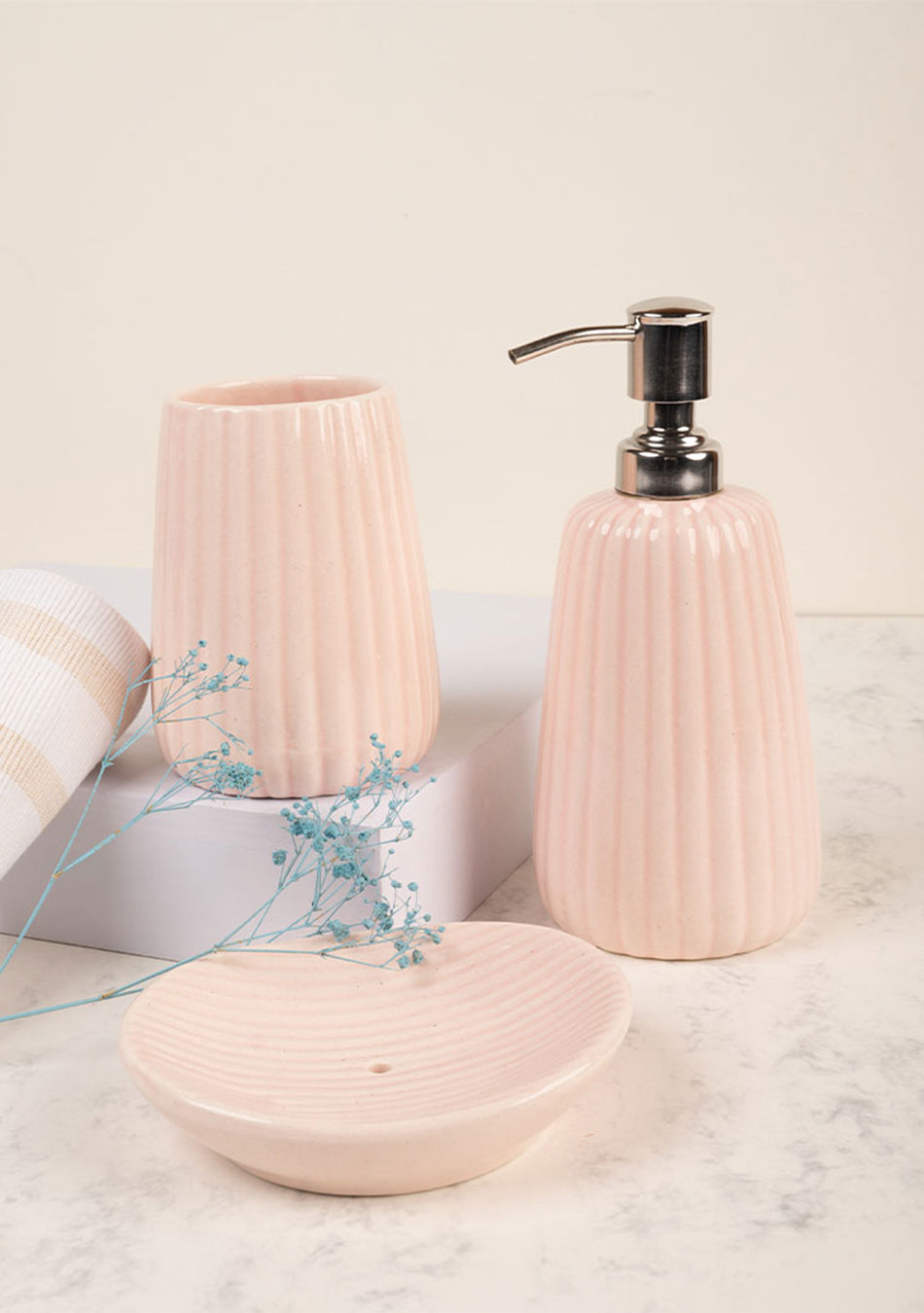 Rose Bathroom Set