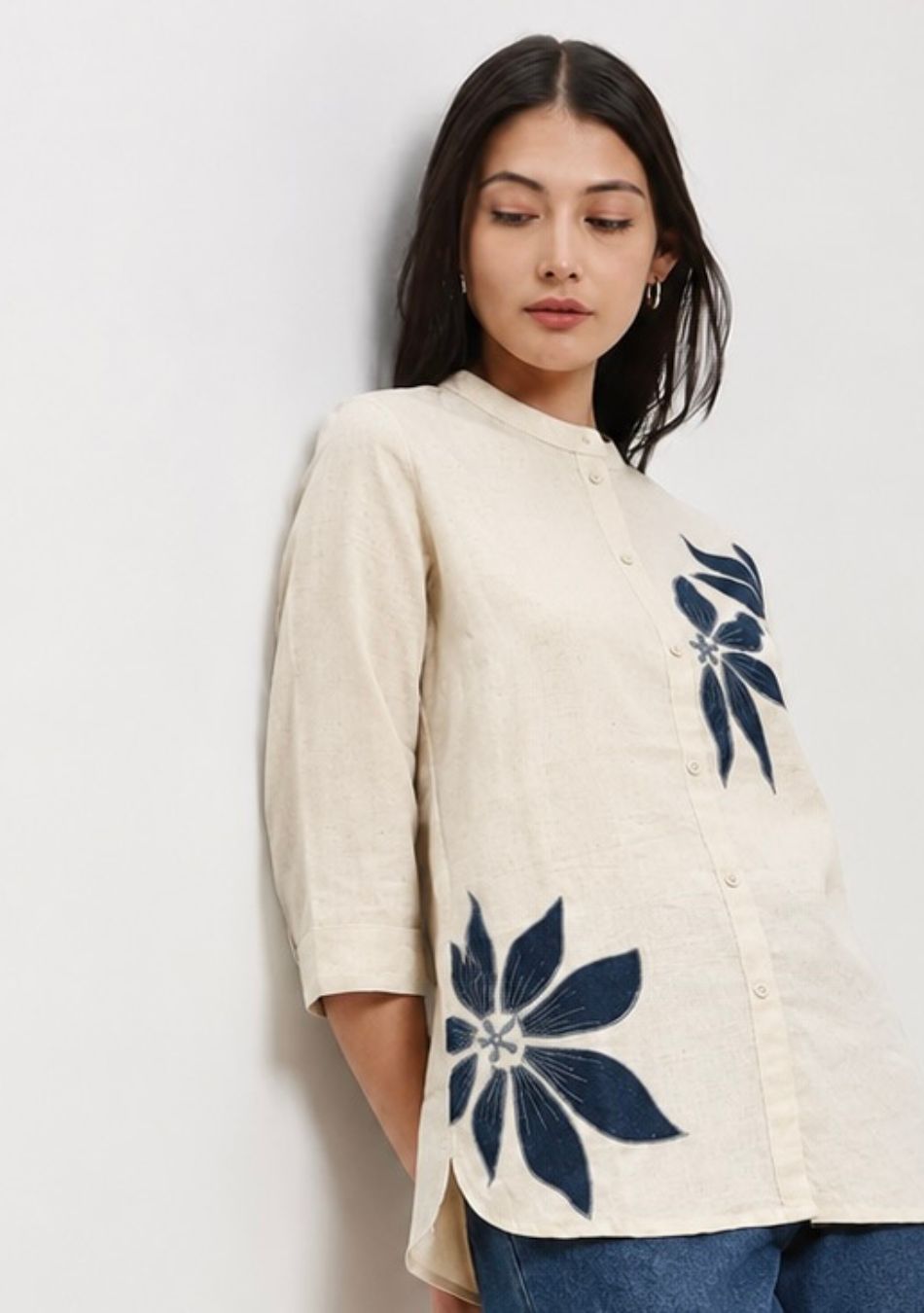 Aravalii Noir Petal Top