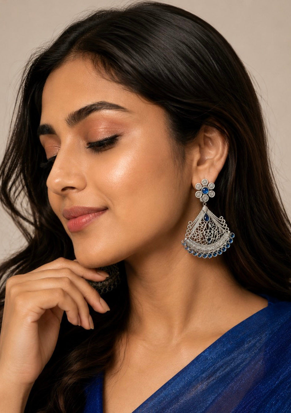 Navy Bloom Dangler