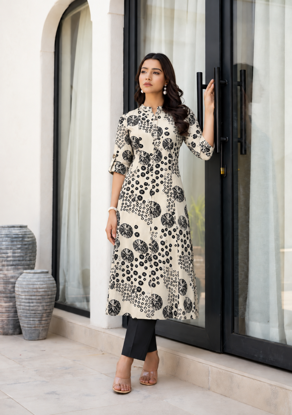 Ivory Noir Abstract Motif Kurta