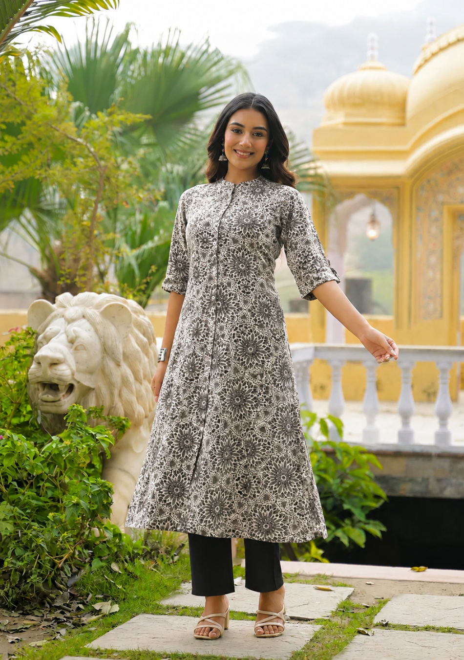 Aravalii Charcoal Floral A-Line Kurta