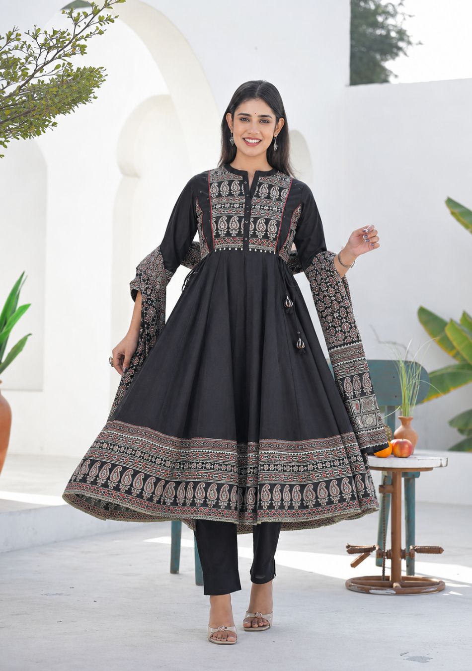 Aravalii Noir Paisley Heritage Anarkali Set