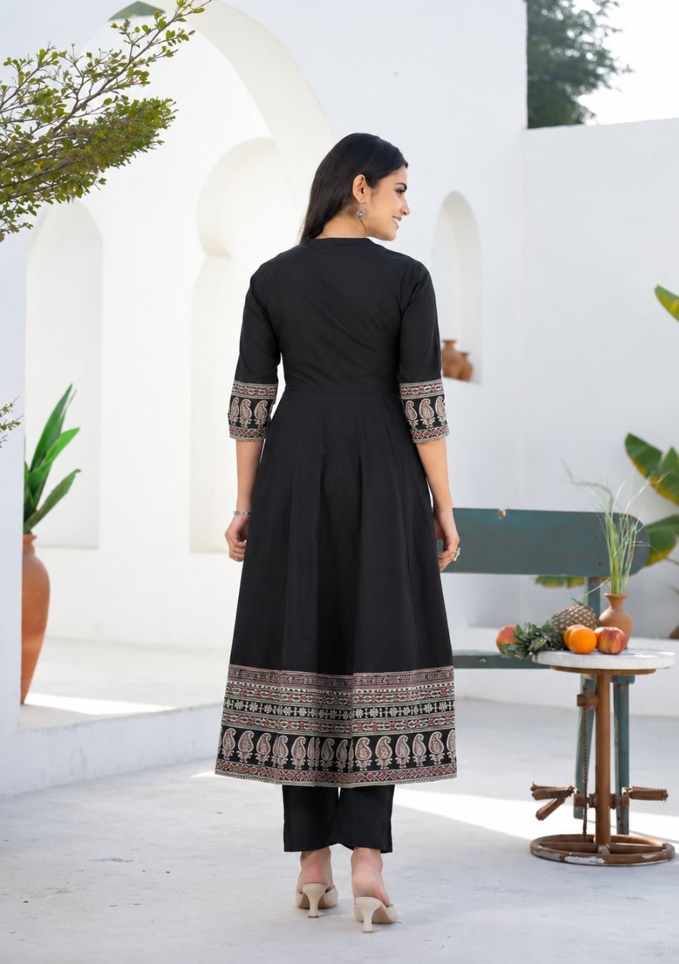 Aravalii Noir Paisley Heritage Anarkali Set