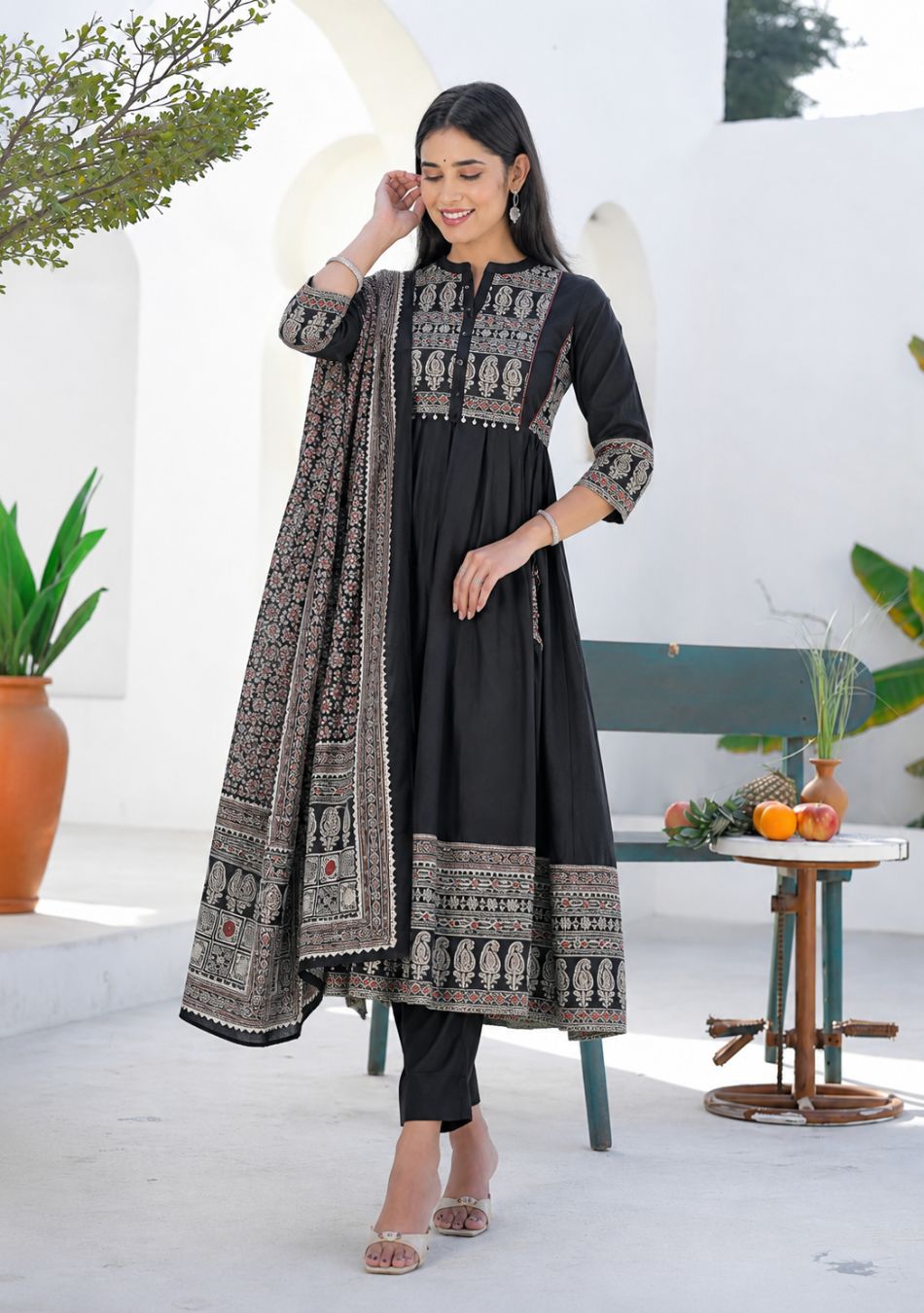 Aravalii Noir Paisley Heritage Anarkali Set