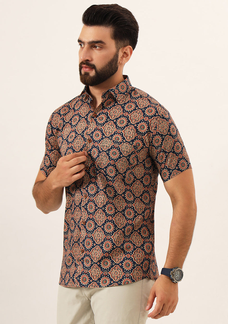 MultiColor Geometric Pure Cotton Regular Fit Casual Mem's Shirt