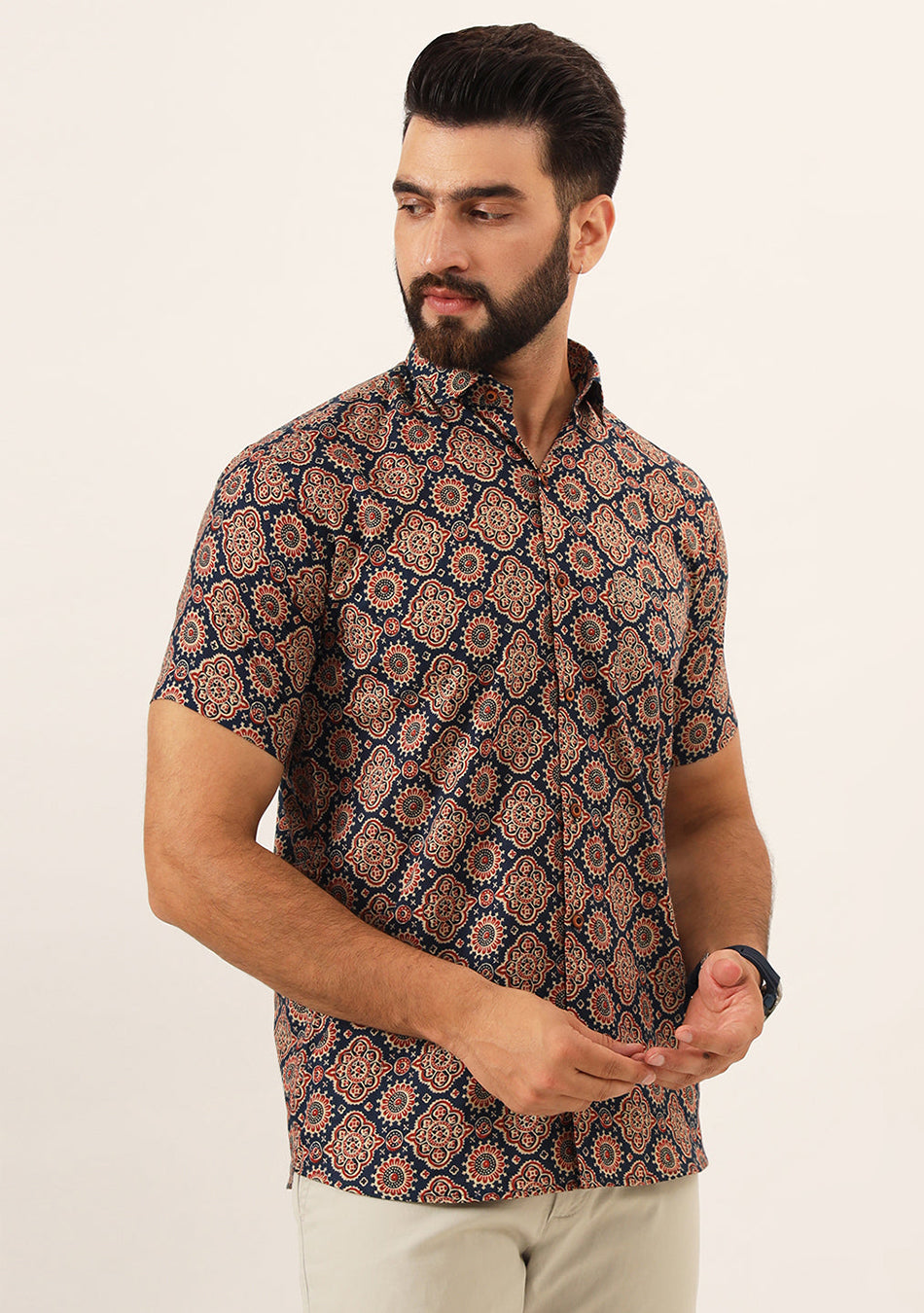 MultiColor Geometric Pure Cotton Regular Fit Casual Mem's Shirt