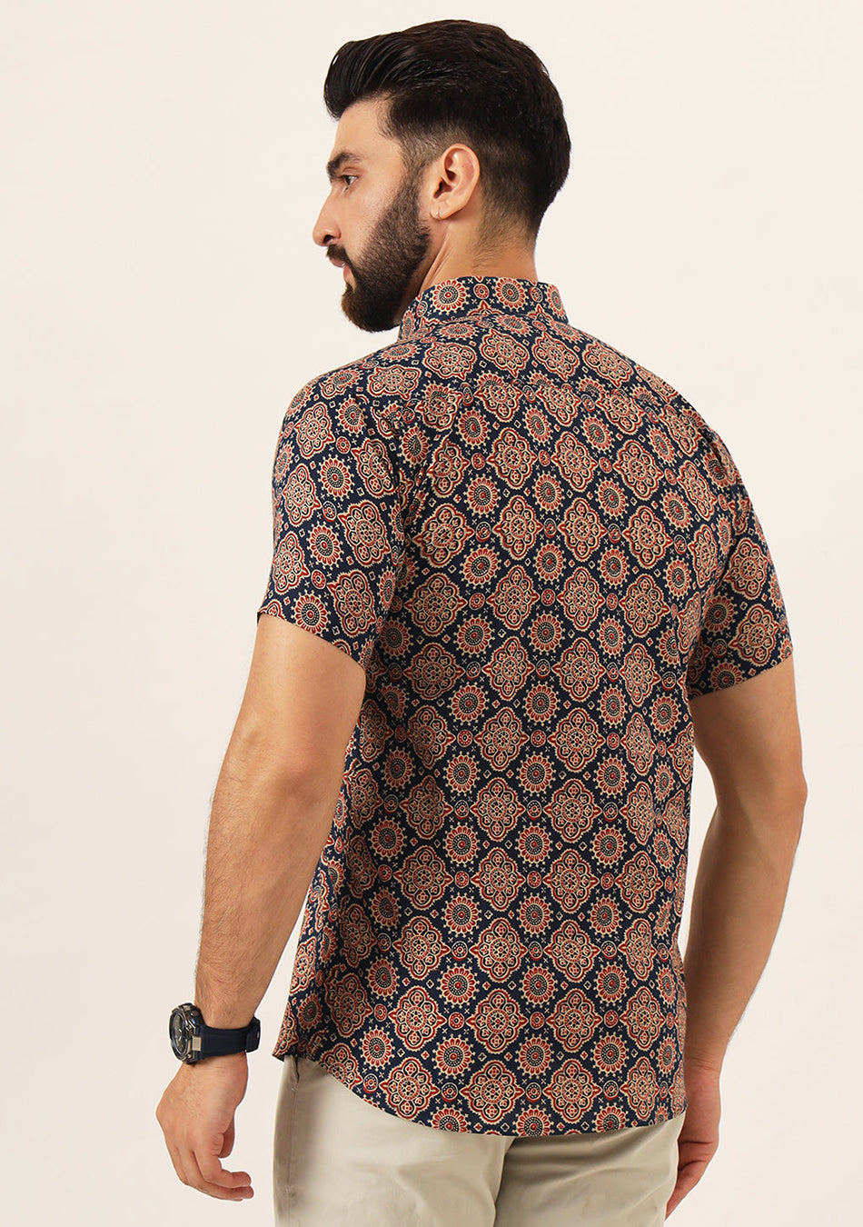MultiColor Geometric Pure Cotton Regular Fit Casual Mem's Shirt